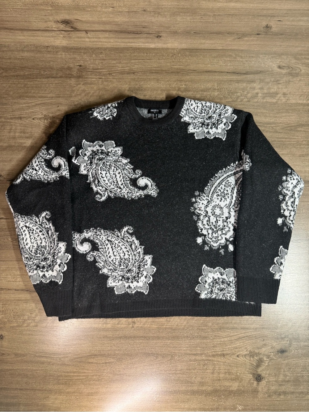 Forever 21 Mens Crewneck Pullover Long Sleeve Sweater Size Medium